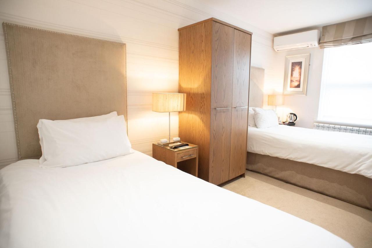 Mccafferty'S Guesthouse イルフォード エクステリア 写真