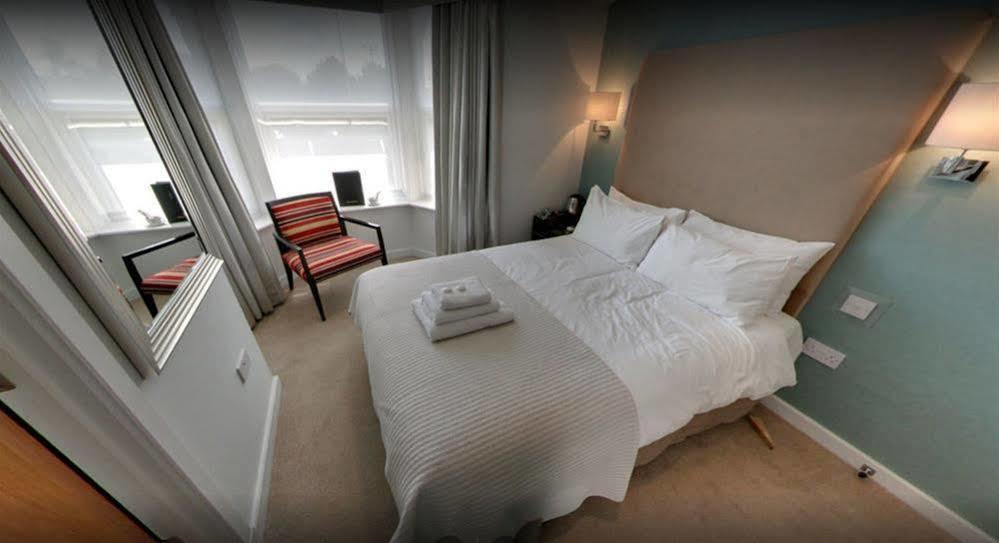 Mccafferty'S Guesthouse イルフォード エクステリア 写真